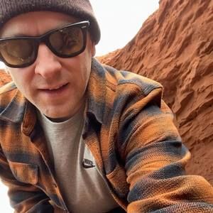 Meet your Posher, Derek